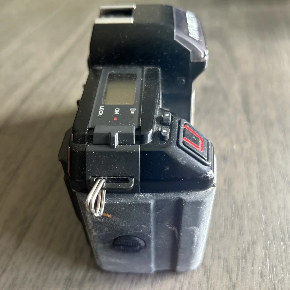 Minolta Maxxum 5000  Camera Japan Body Only For Parts